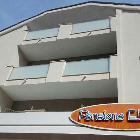 Pensione Elena Misano Adriatico Buitenkant foto