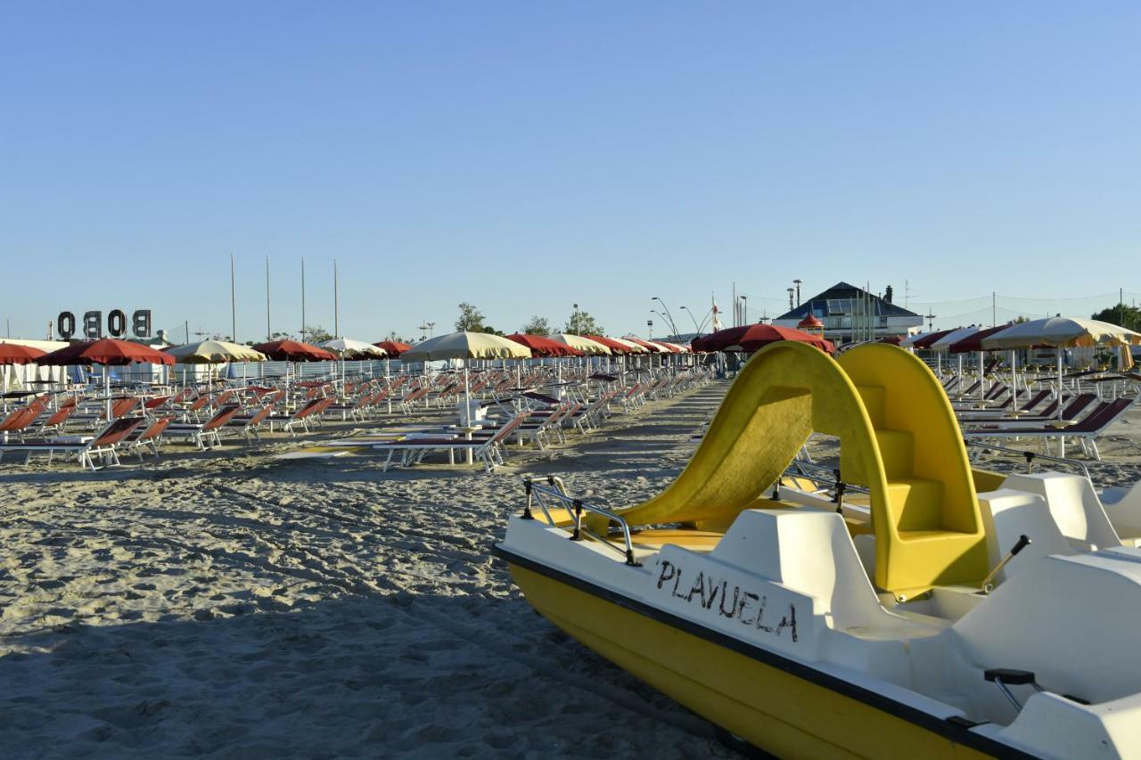 Pensione Elena Misano Adriatico Buitenkant foto